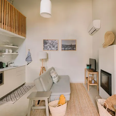 Alloggio per agriturismo Coura *